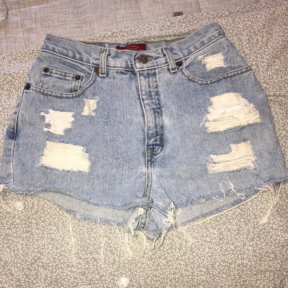 Limited cut off light wash distressed jean shorts